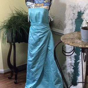 Bridesmaid dress NWT size 8 purse & shawl